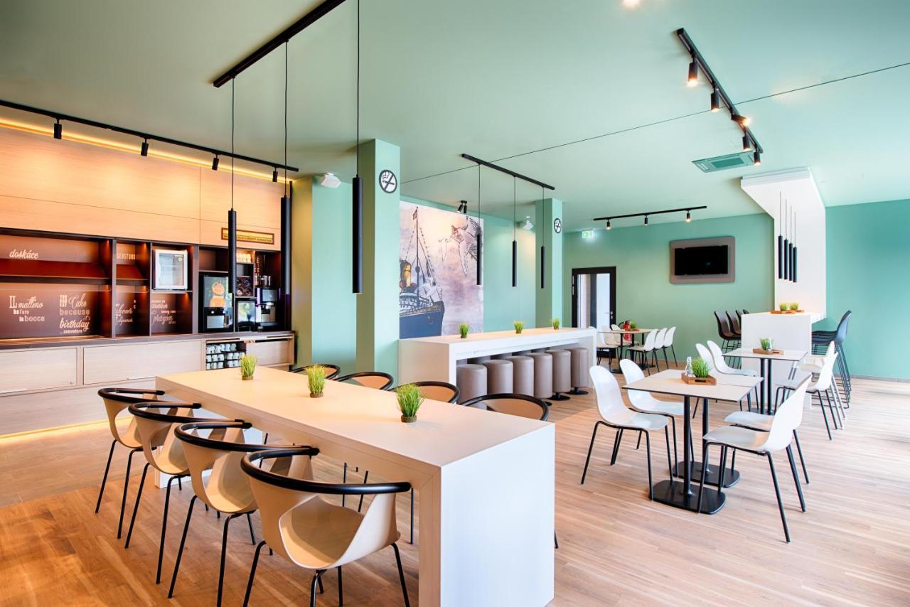 B&B Hotel Wilhelmshaven Buitenkant foto